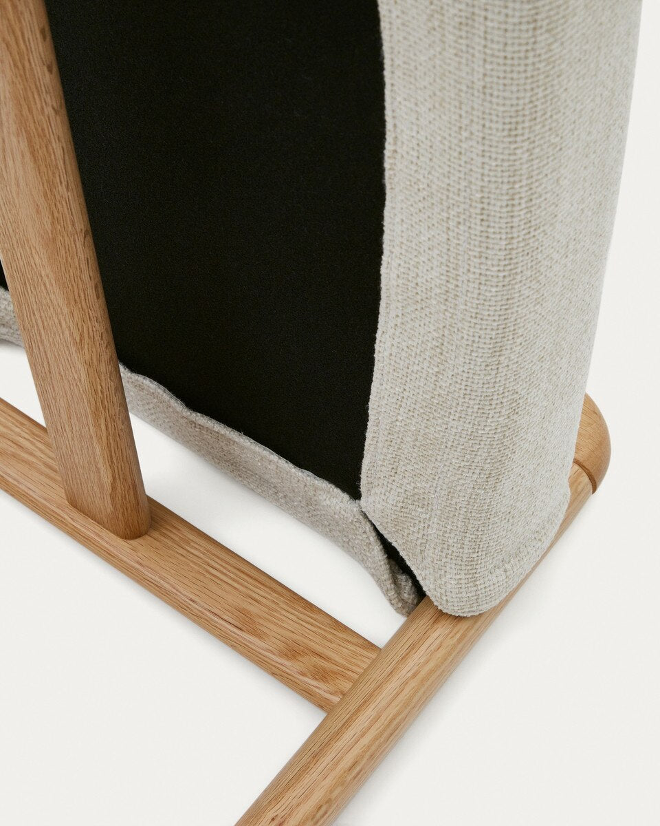 Macaret Bench