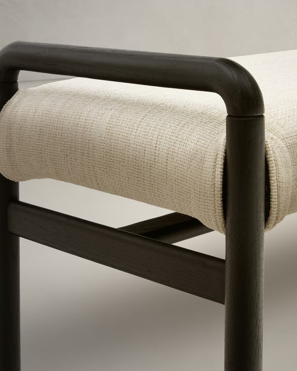 Macaret Bench