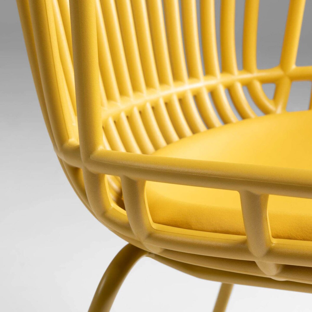 Surbik Dining Chair